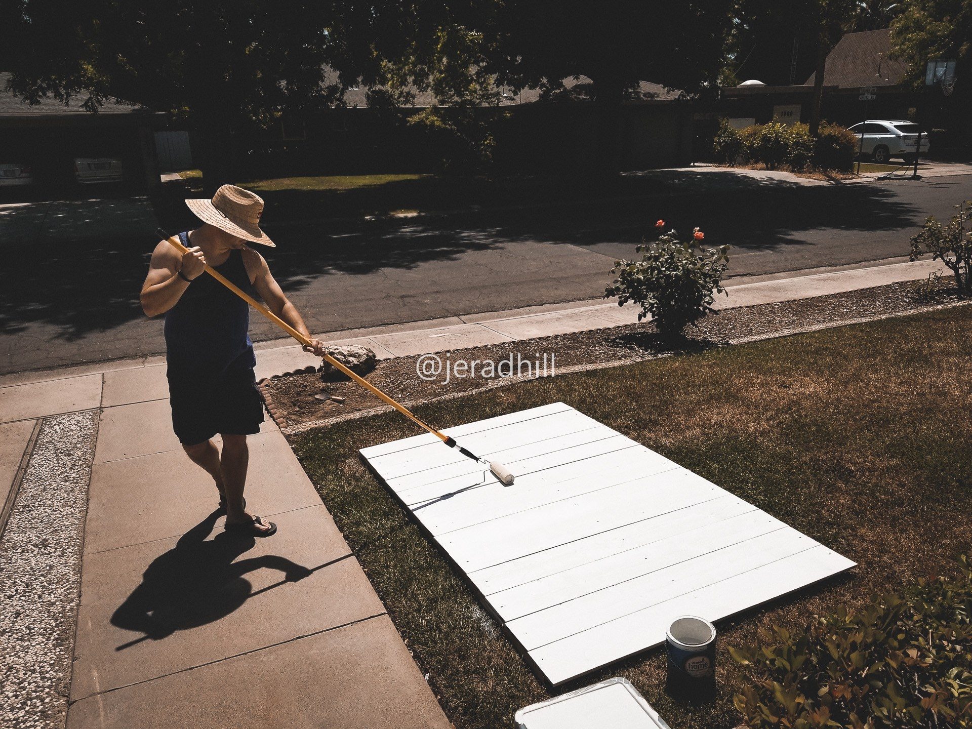 DIY-Shiplap-Photo-Wall-9