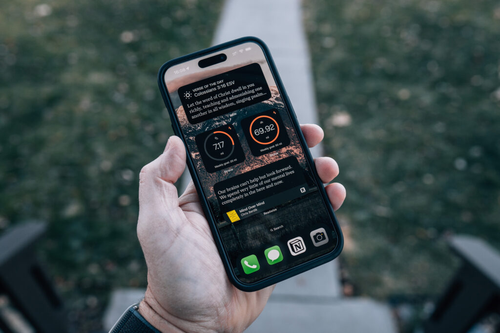 This image has an empty alt attribute; its file name is jerad-hill-iphone-homescreen-fitness-1-1024x683.jpg